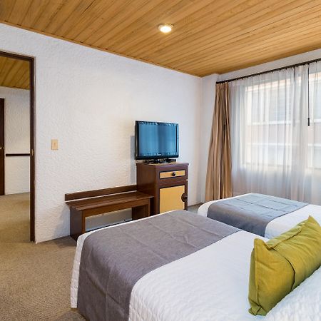 Hotel Suites Real 97 Bogotá Esterno foto