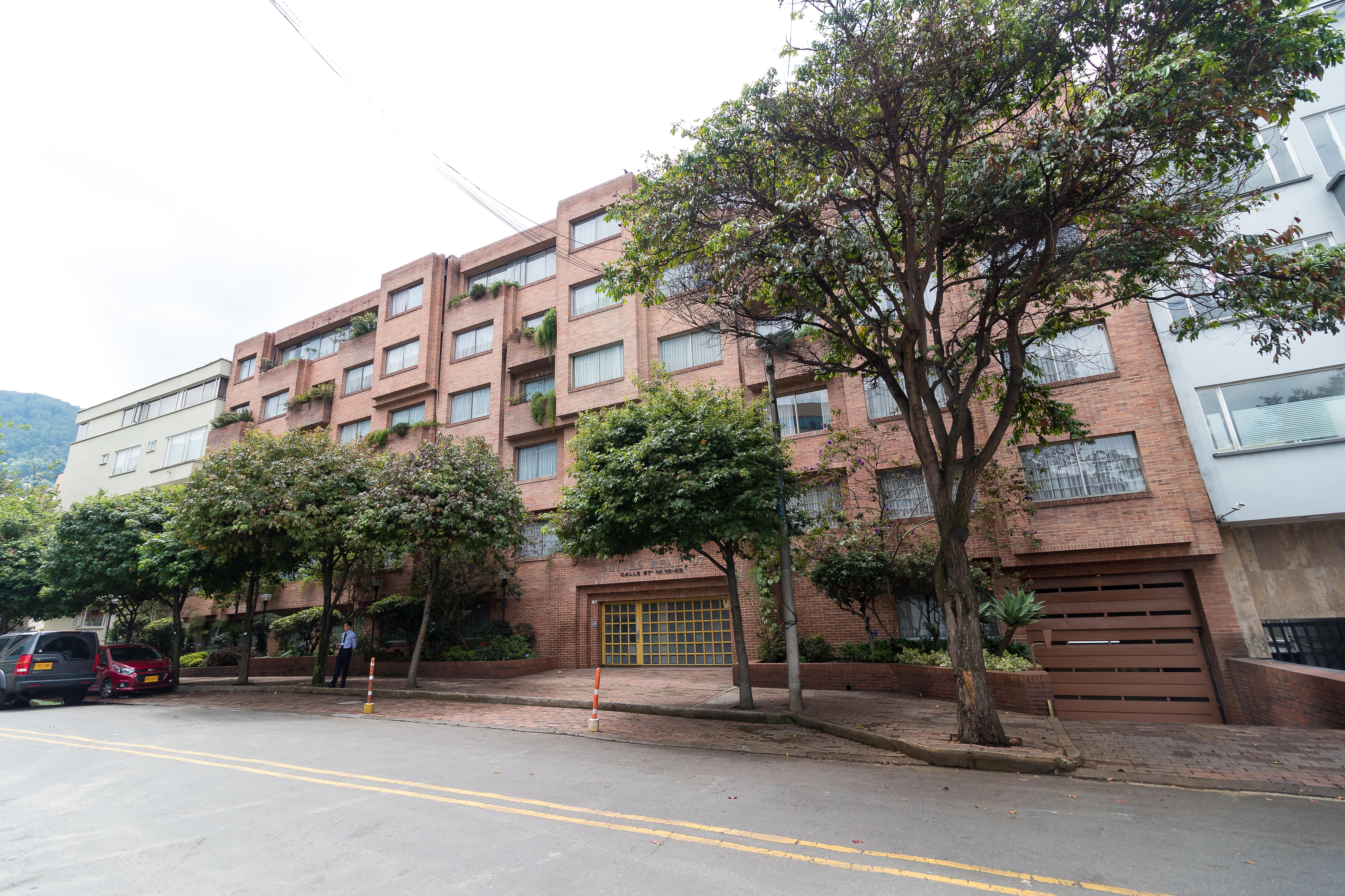 Hotel Suites Real 97 Bogotá Esterno foto