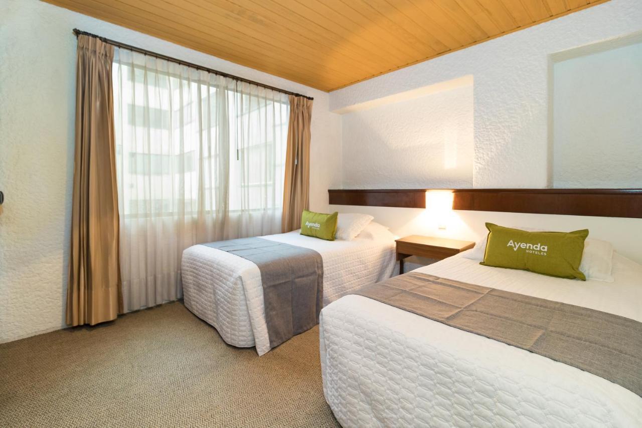 Hotel Suites Real 97 Bogotá Esterno foto