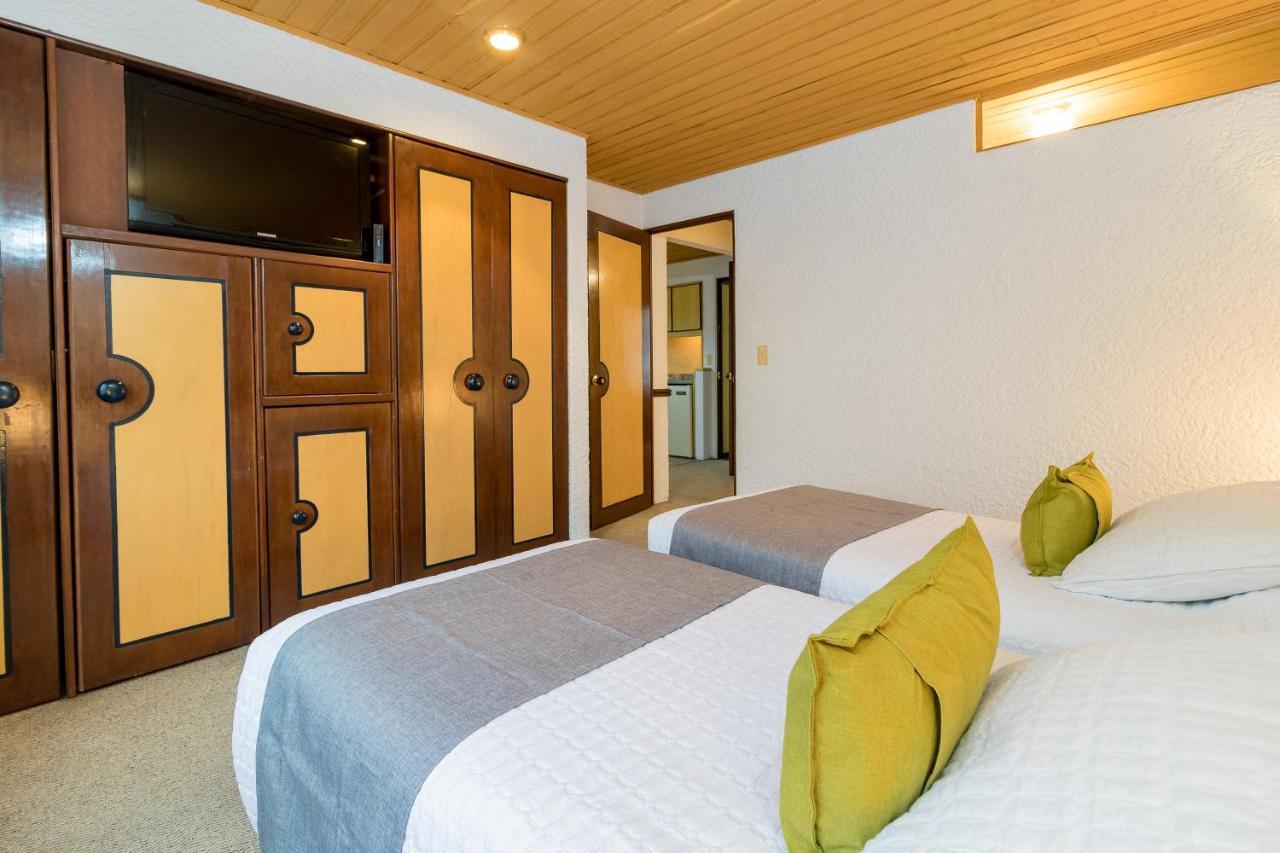 Hotel Suites Real 97 Bogotá Esterno foto