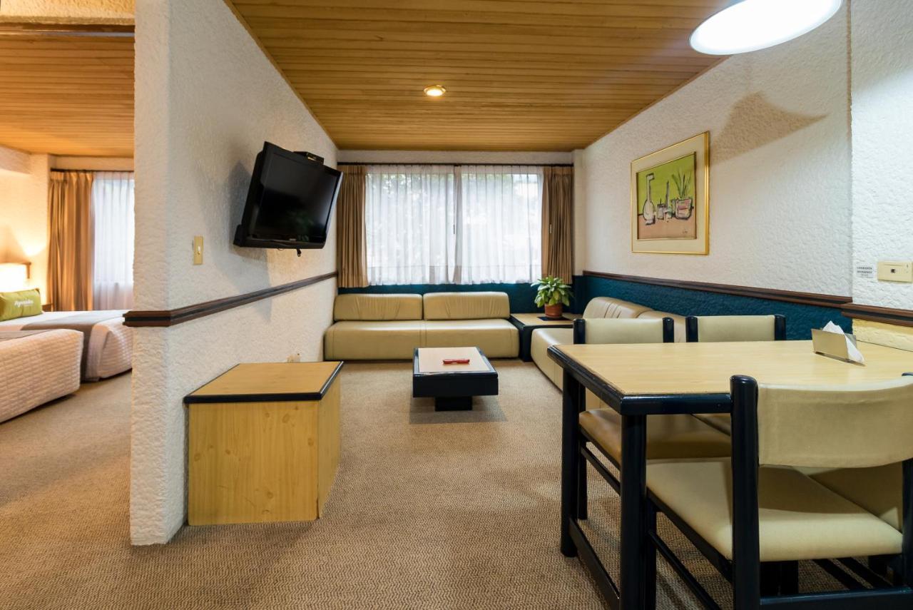 Hotel Suites Real 97 Bogotá Esterno foto